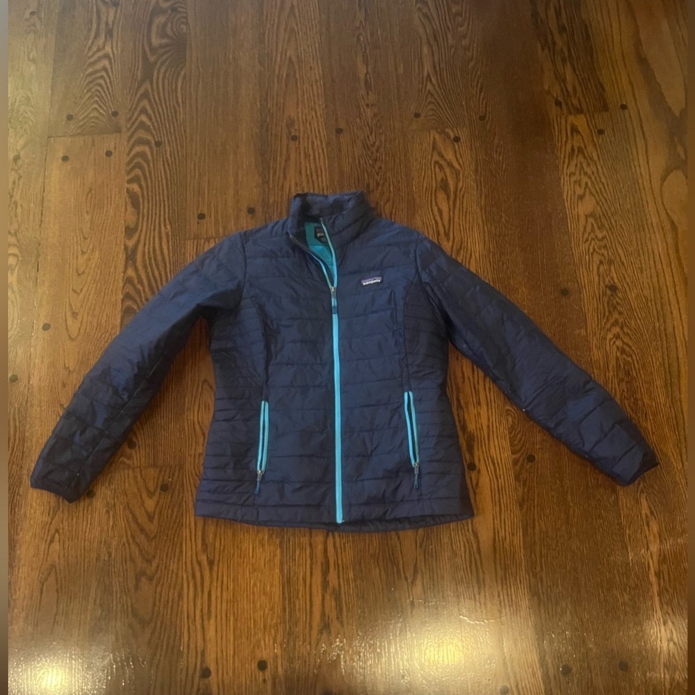 Patagonia Down Sweater Puffer Jacket Navy Blue / Light Blue